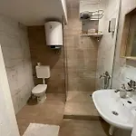 Kota - Prime Location Апартаменты Яхорина